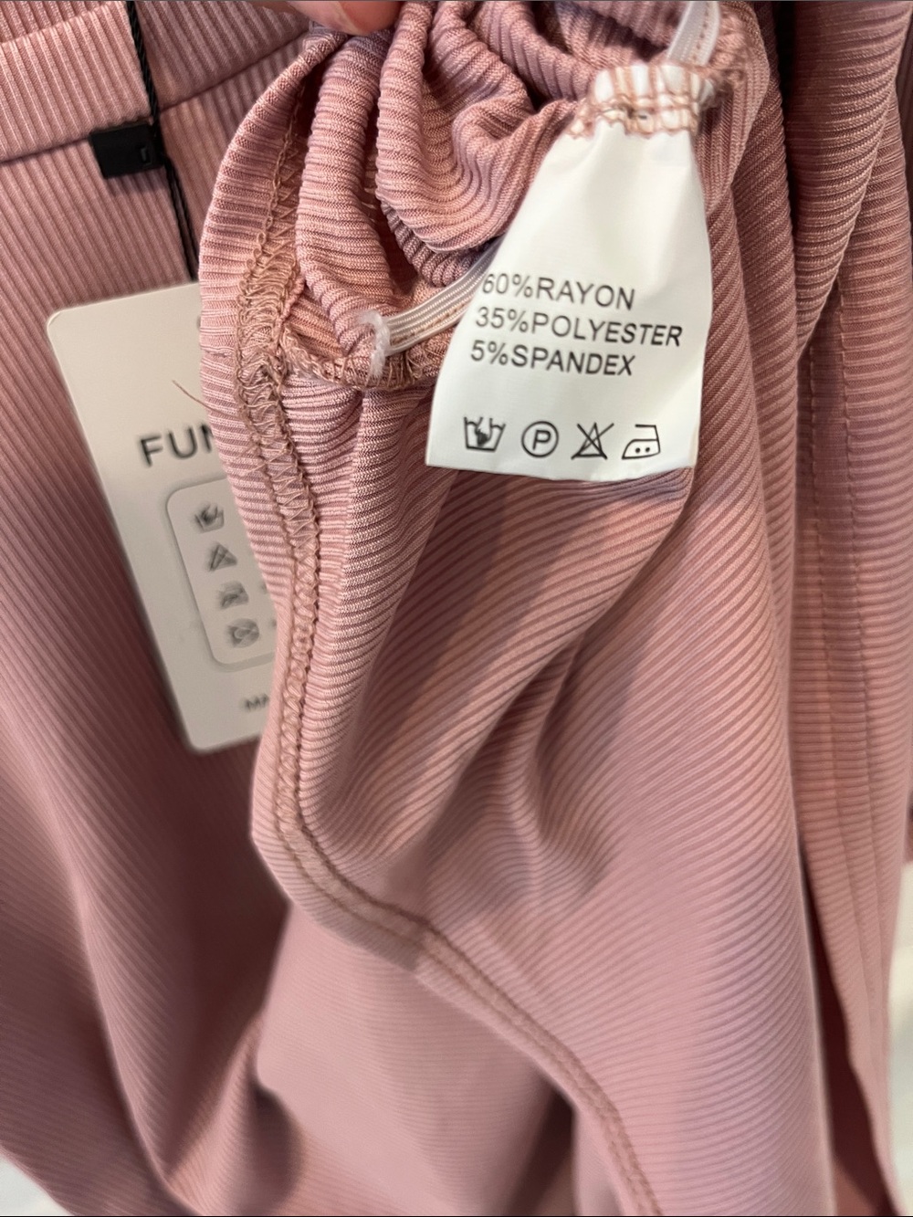 Funjuly Women's Dusty Pink Short Sleeve XL Maternity Top with side ruching NWT - Picture 6 of 6